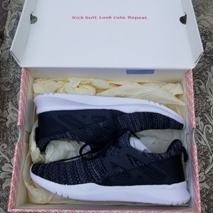 Fabletics Indio Low Sneakers Black White